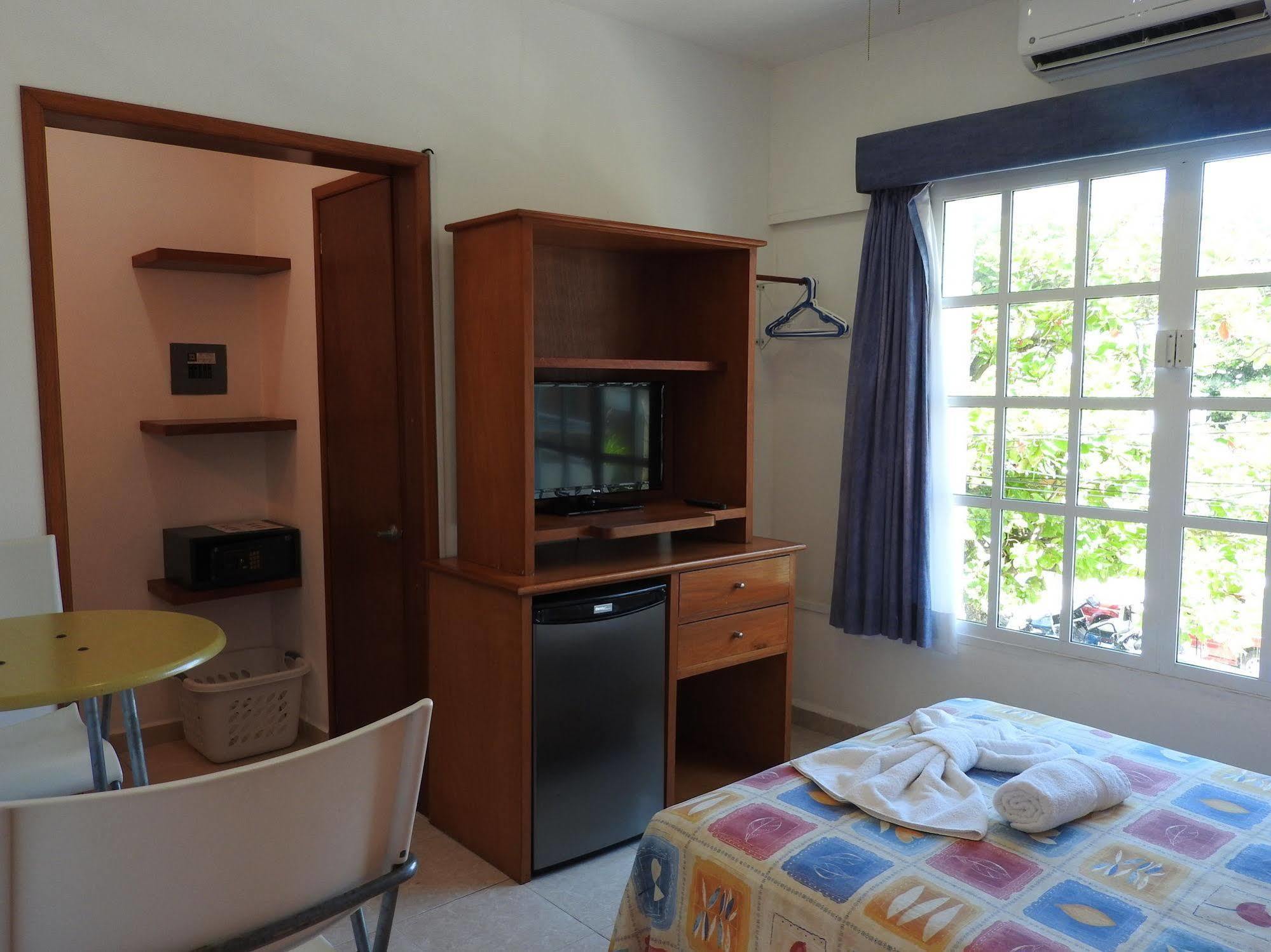 Hotel Xbulu-Ha Isla Mujeres Extérieur photo