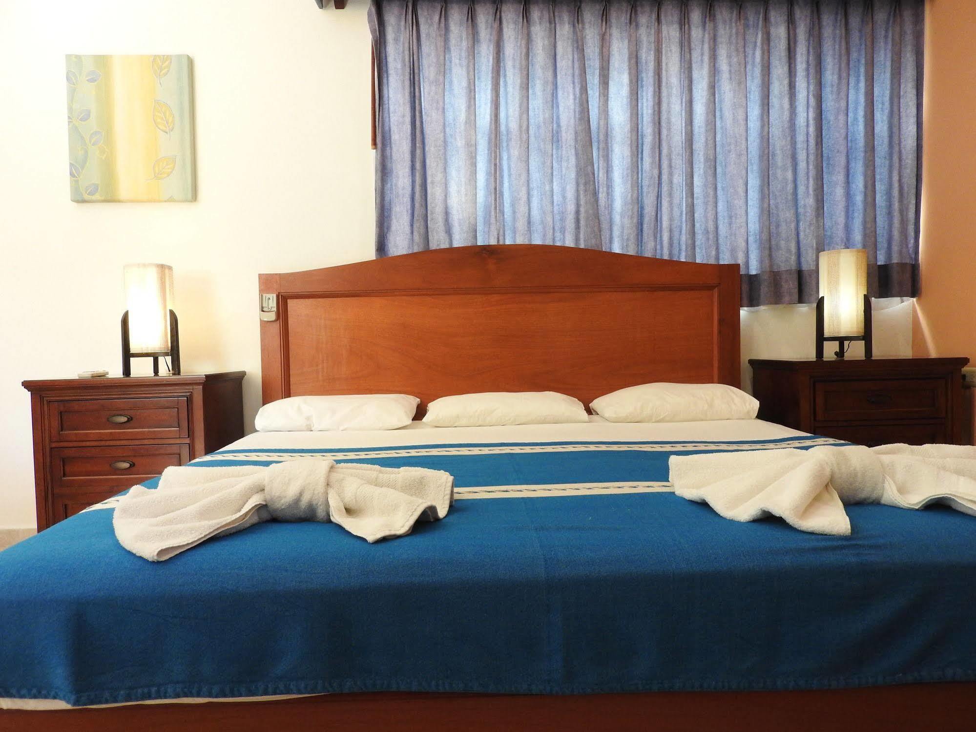 Hotel Xbulu-Ha Isla Mujeres Extérieur photo