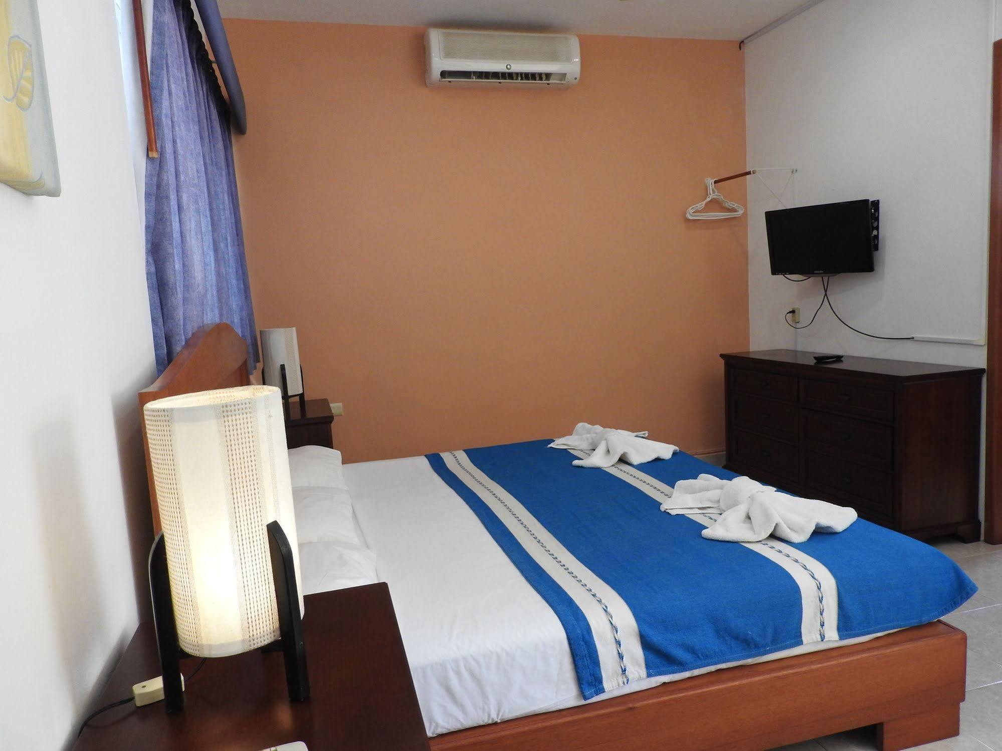Hotel Xbulu-Ha Isla Mujeres Extérieur photo